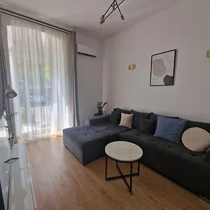 https://apartment-eda-pula.pula-hotels.org